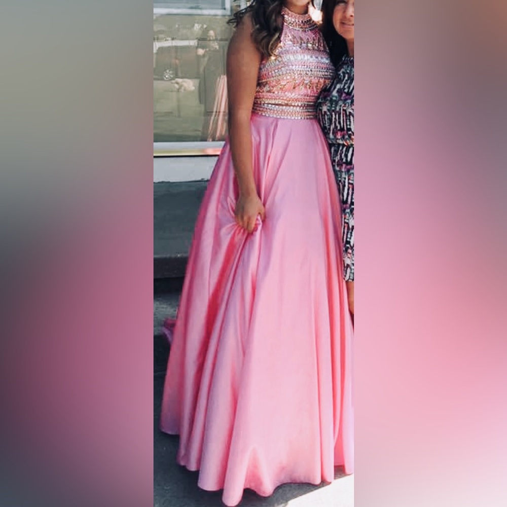 Sherri Hill Prom Dress - Picture 2 of 6